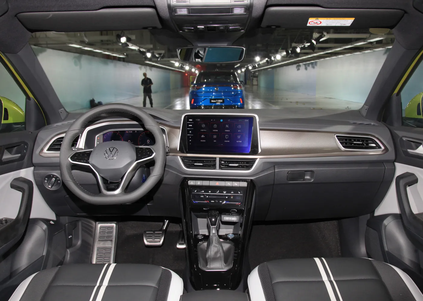 VW T-Roc Interior